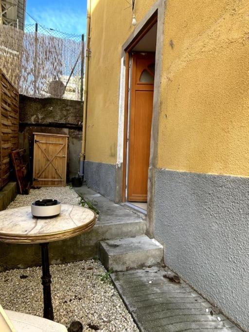 Charmant Studio Avec Mezzanine Ницца Экстерьер фото